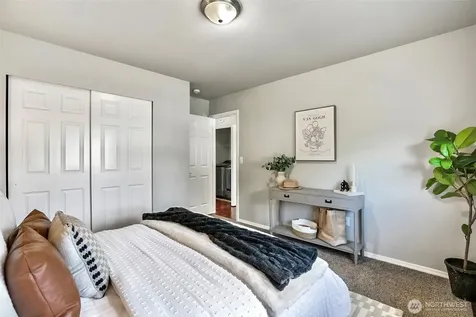 9604 25th Drive SE Everett WA 98208