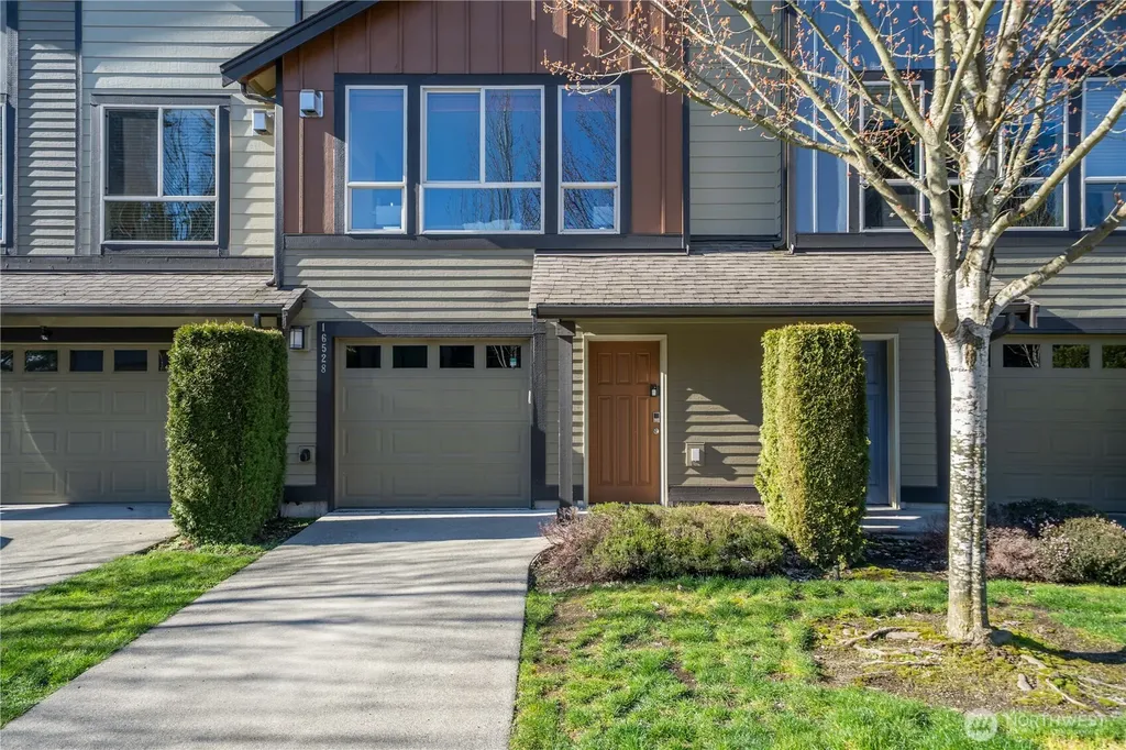 16528 2nd Park SE Bothell WA 98012