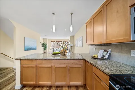 16528 2nd Park SE Bothell WA 98012