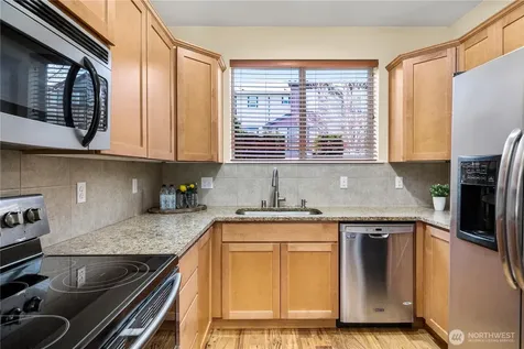 16528 2nd Park SE Bothell WA 98012