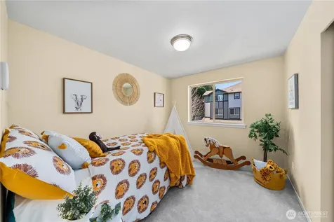 16528 2nd Park SE Bothell WA 98012