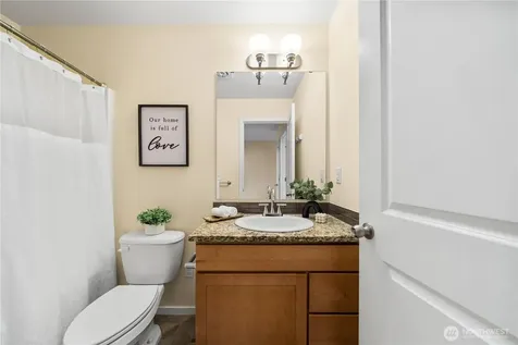16528 2nd Park SE Bothell WA 98012