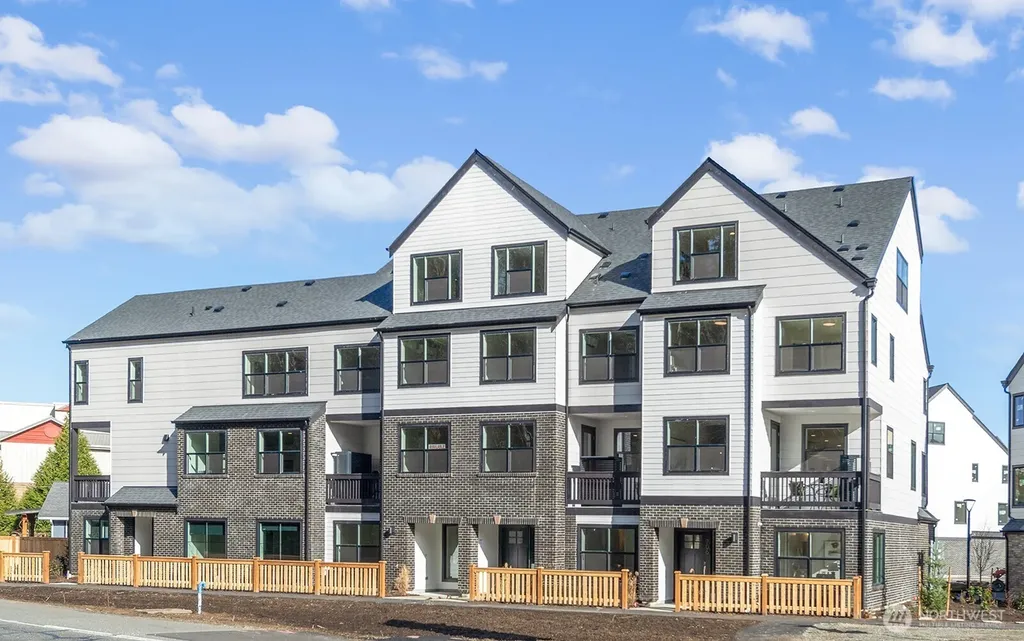 714 Newport Way NW Issaquah WA 98027