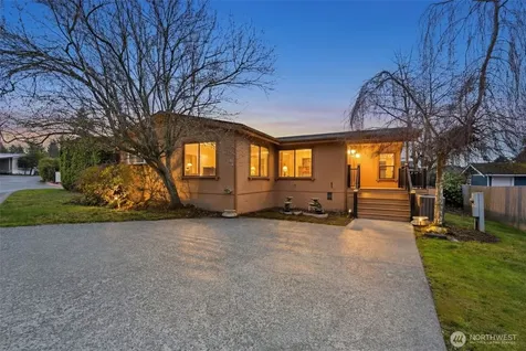 704 87th Avenue NE Lake Stevens WA 98258