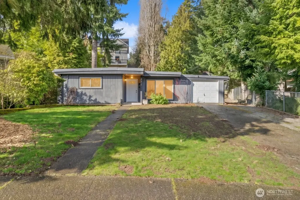 3012 SW 102nd Street Seattle WA 98146