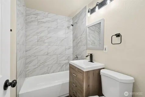 3012 SW 102nd Street Seattle WA 98146