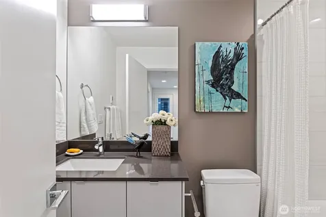 2527 29th Avenue S Seattle WA 98144