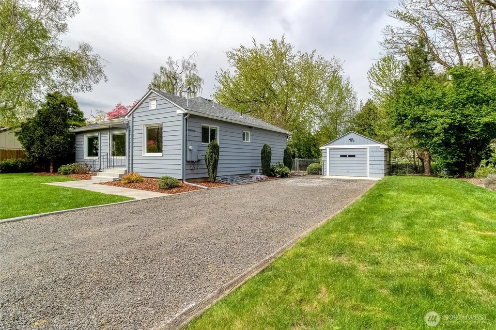 1021 E Chestnut Street Walla Walla WA 99362