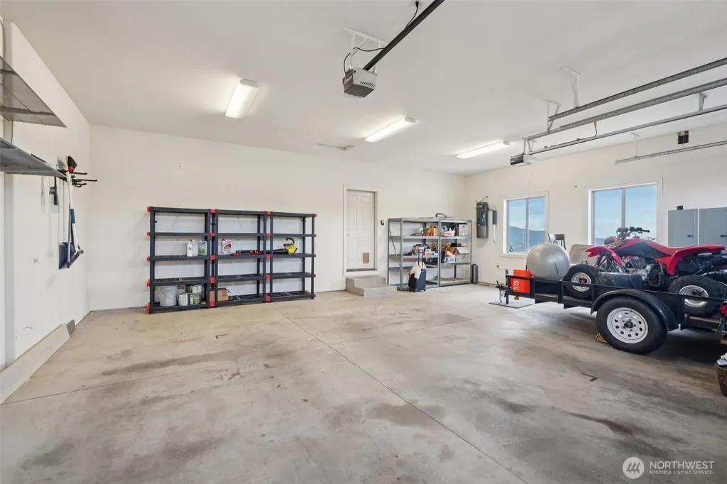 49 Essex Drive Kelso WA 98626