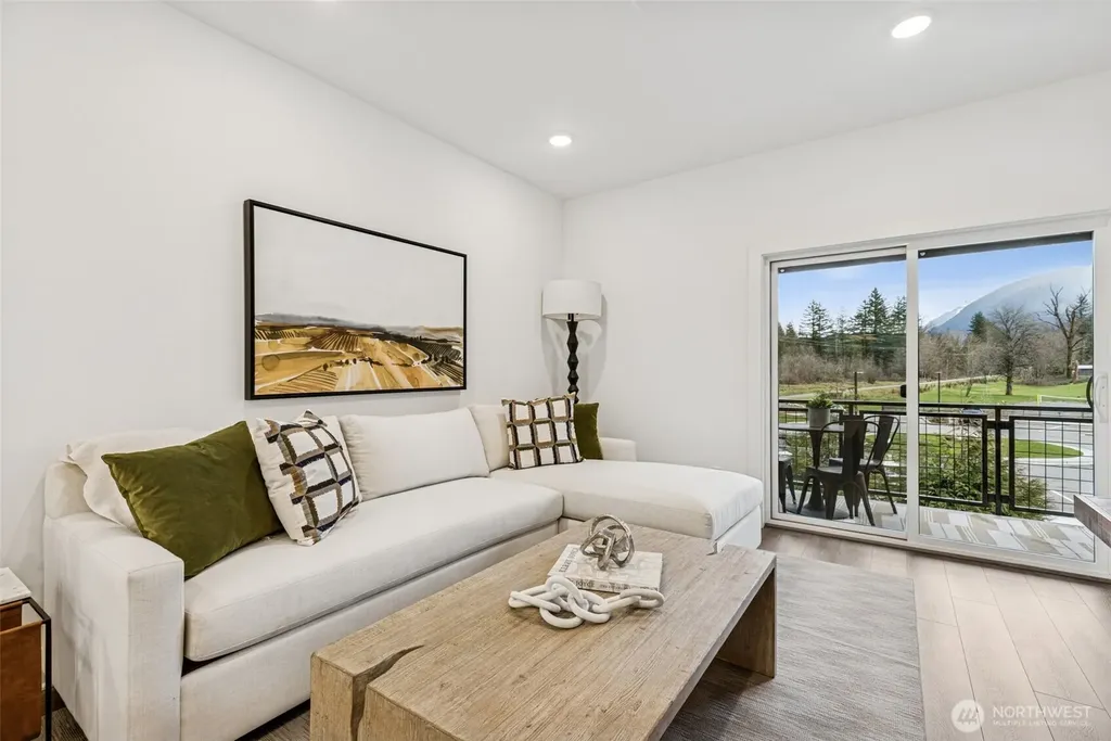 1192 Waterfall Way SE North Bend WA 98045