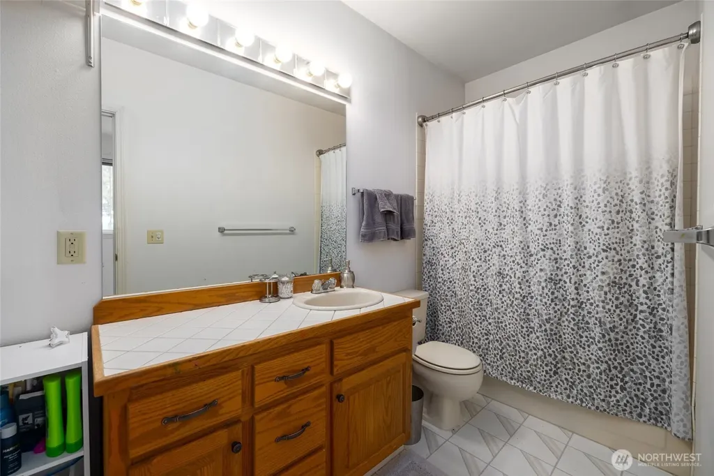987 NW Camano Drive Camano Island WA 98282