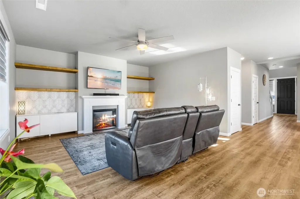 302 N Towhee Street Moses Lake WA 98837