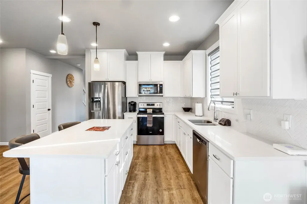302 N Towhee Street Moses Lake WA 98837
