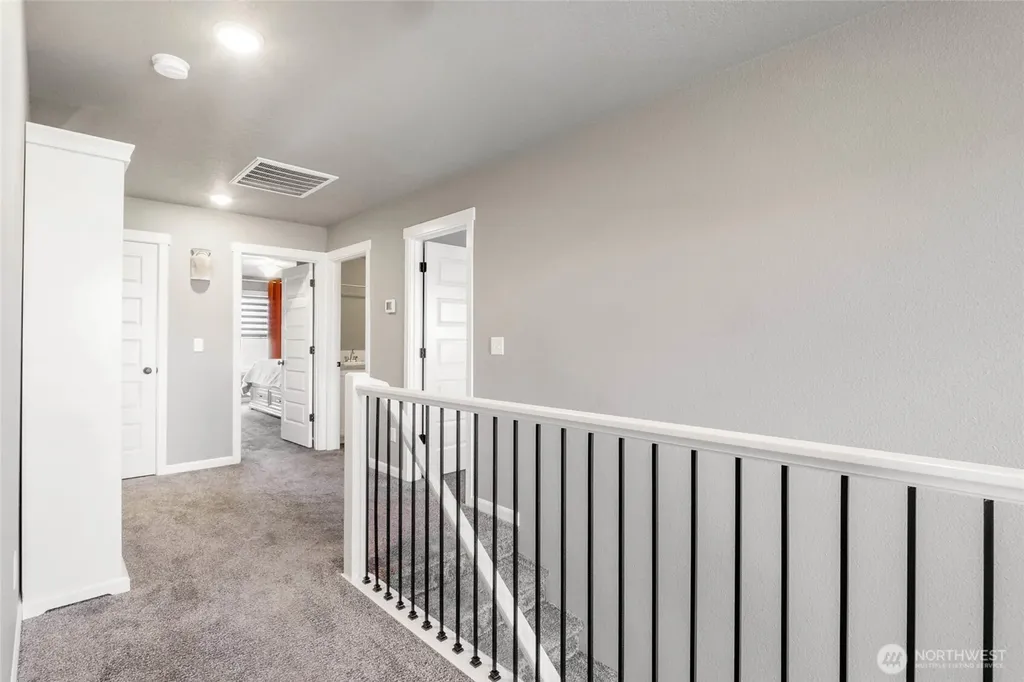 302 N Towhee Street Moses Lake WA 98837