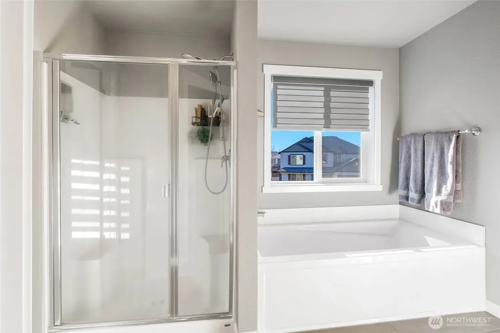 302 N Towhee Street Moses Lake WA 98837