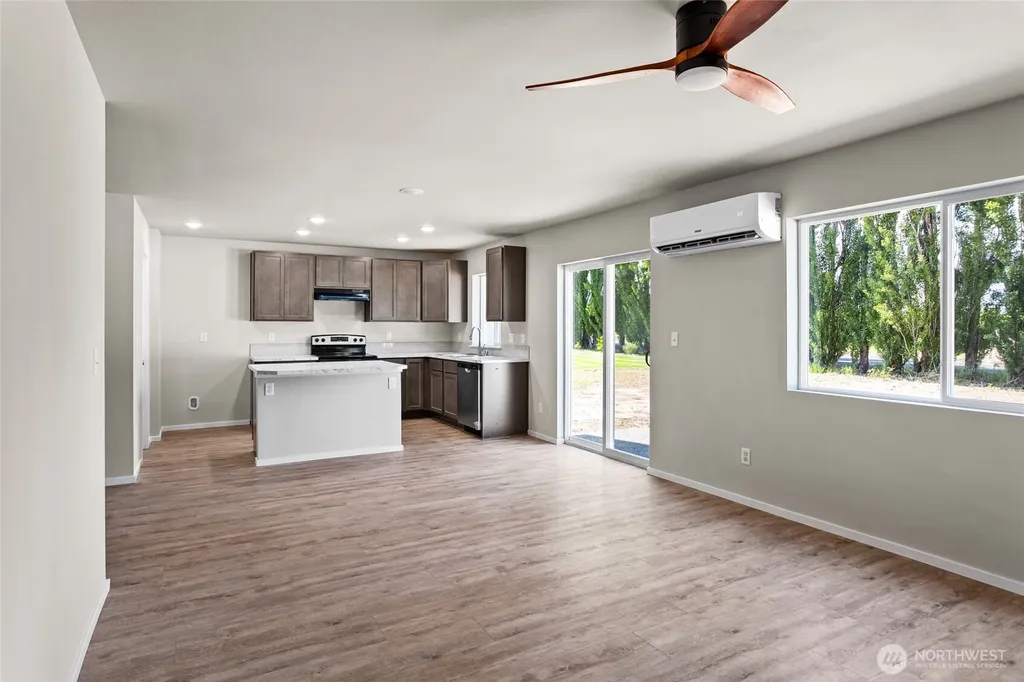 310 N Aspen Street Tieton WA 98947