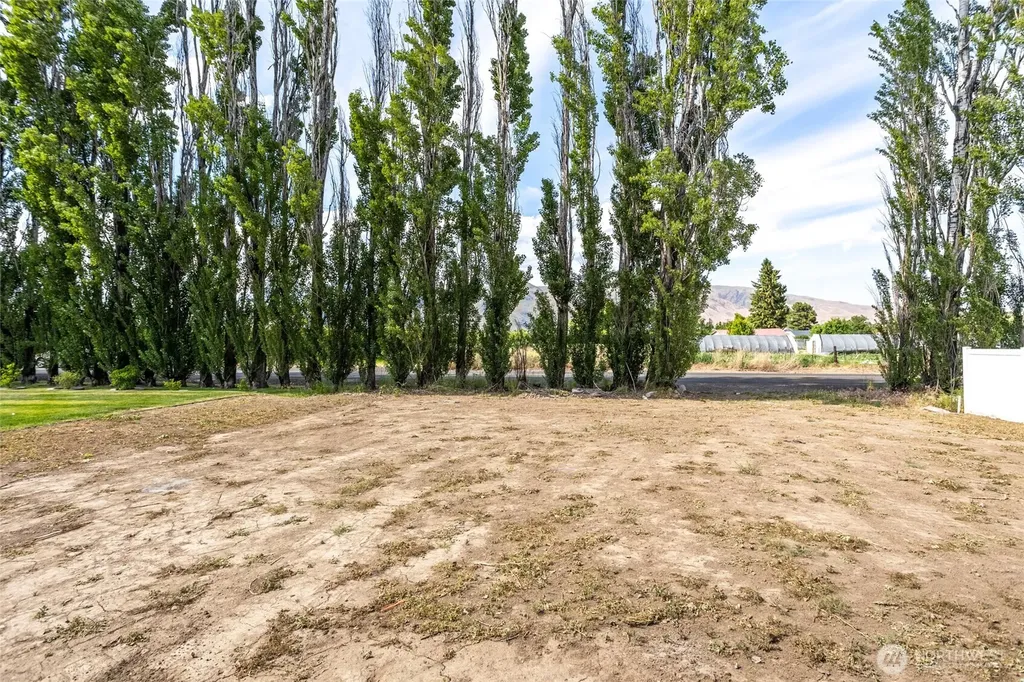 310 N Aspen Street Tieton WA 98947