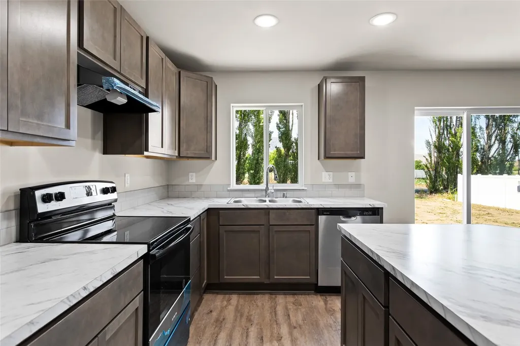310 N Aspen Street Tieton WA 98947