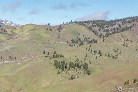 7993 Nahahum Canyon Road Cashmere WA 98815