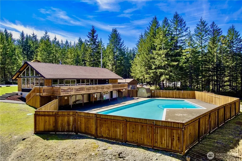 619 N Colony Surf Drive Lilliwaup WA 98555