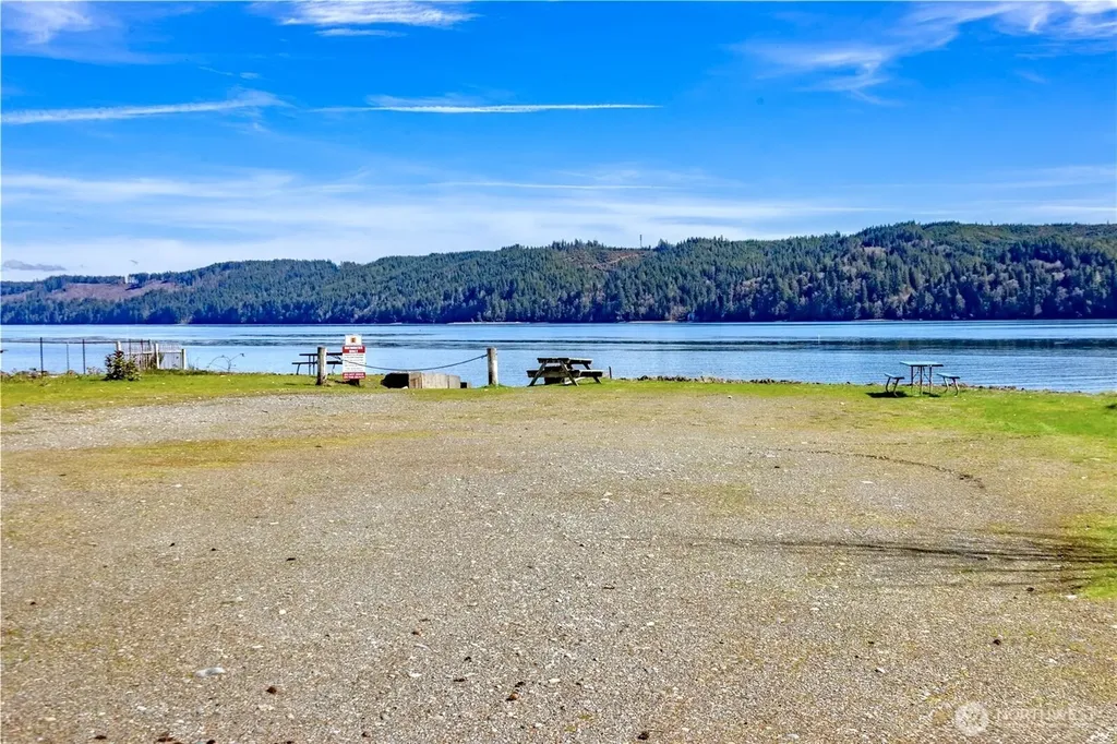 619 N Colony Surf Drive Lilliwaup WA 98555