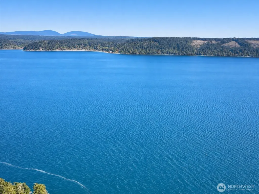 619 N Colony Surf Drive Lilliwaup WA 98555