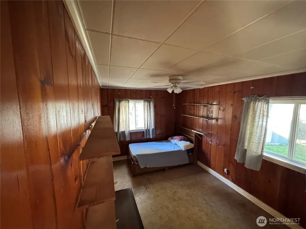 7350 NE North Shore Road Belfair WA 98528