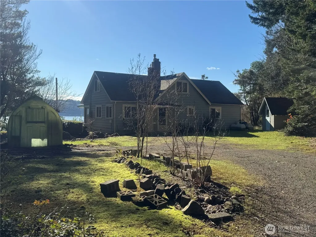 7350 NE North Shore Road Belfair WA 98528