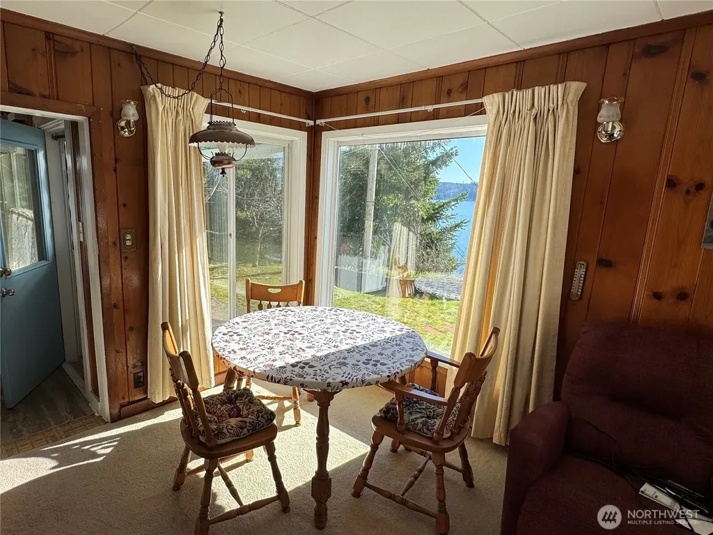 7350 NE North Shore Road Belfair WA 98528