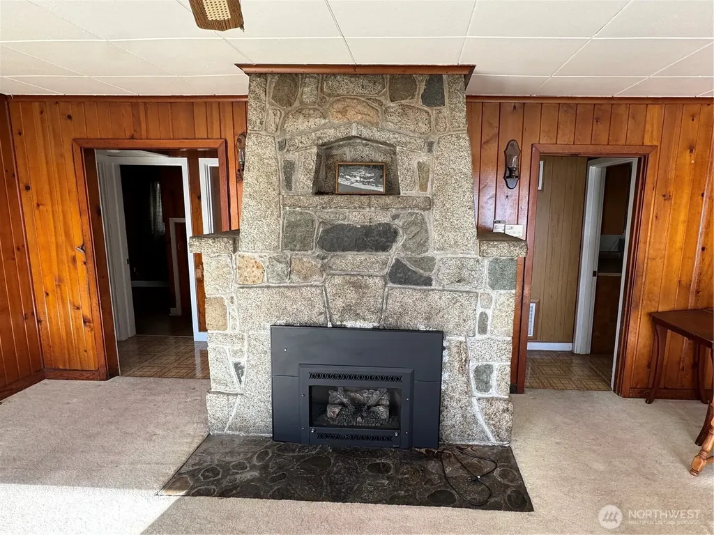 7350 NE North Shore Road Belfair WA 98528