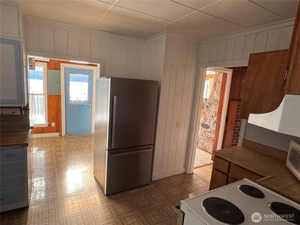 7350 NE North Shore Road Belfair WA 98528