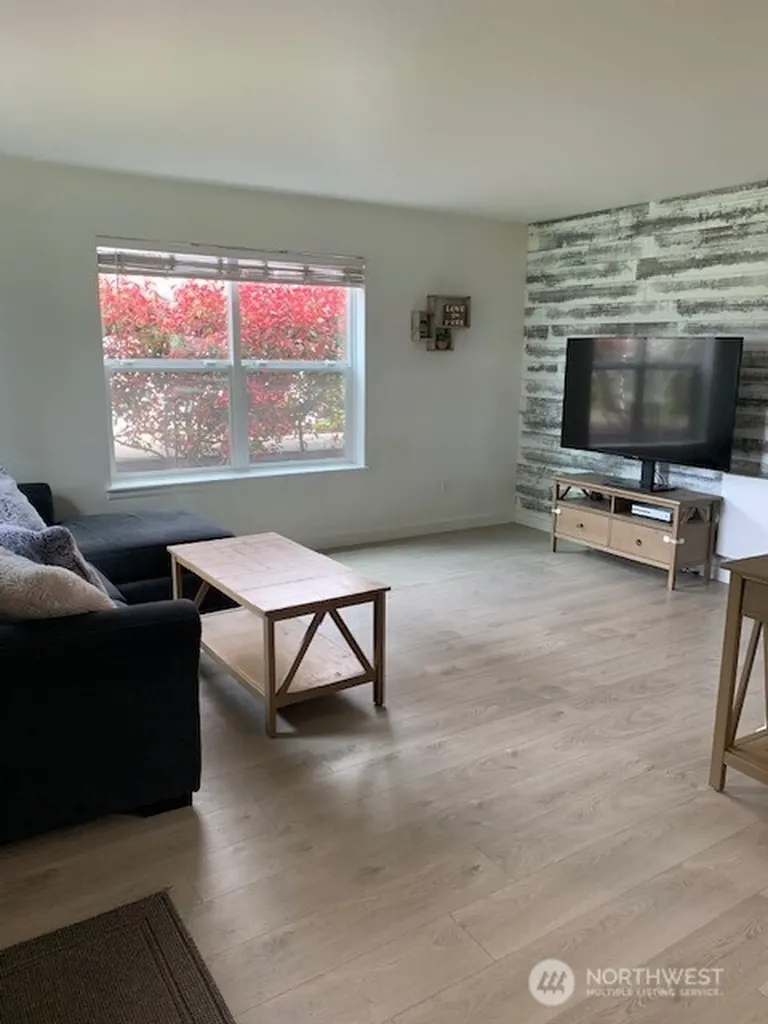 2424 Orleans Street Bellingham WA 98229