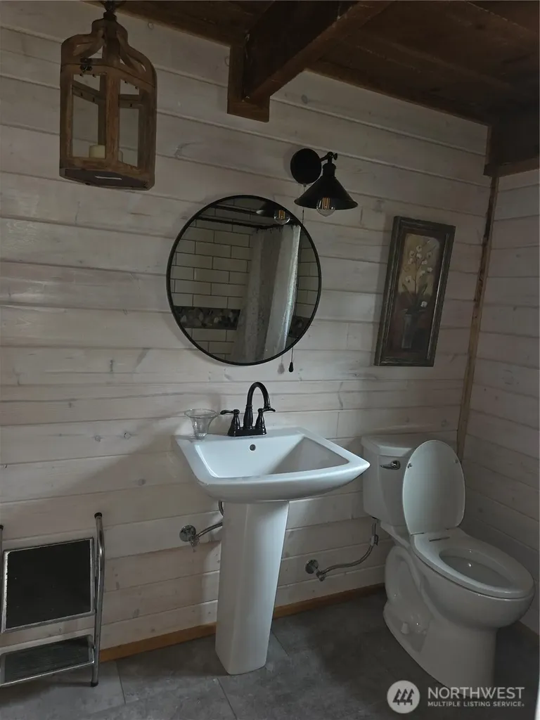 83 E Cayuse Mountain Road Tonasket WA 98855