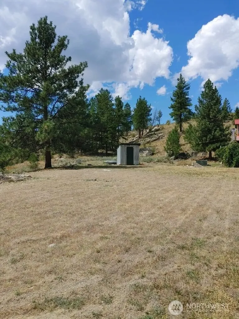 83 E Cayuse Mountain Road Tonasket WA 98855