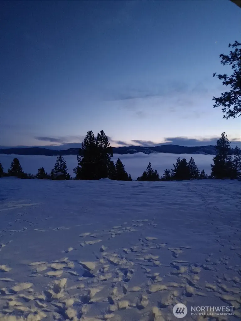 83 E Cayuse Mountain Road Tonasket WA 98855