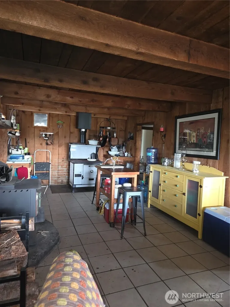 83 E Cayuse Mountain Road Tonasket WA 98855