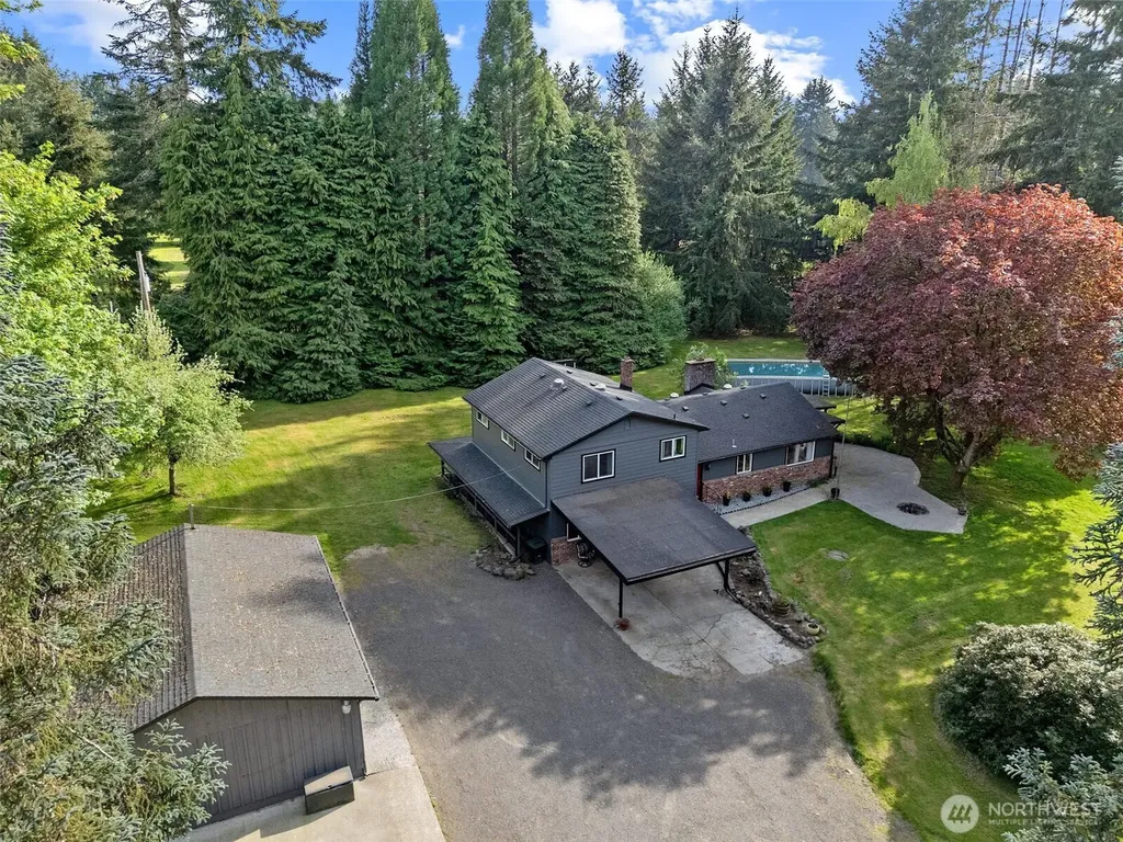 410 Studebaker Spur 2 Castle Rock WA 98611