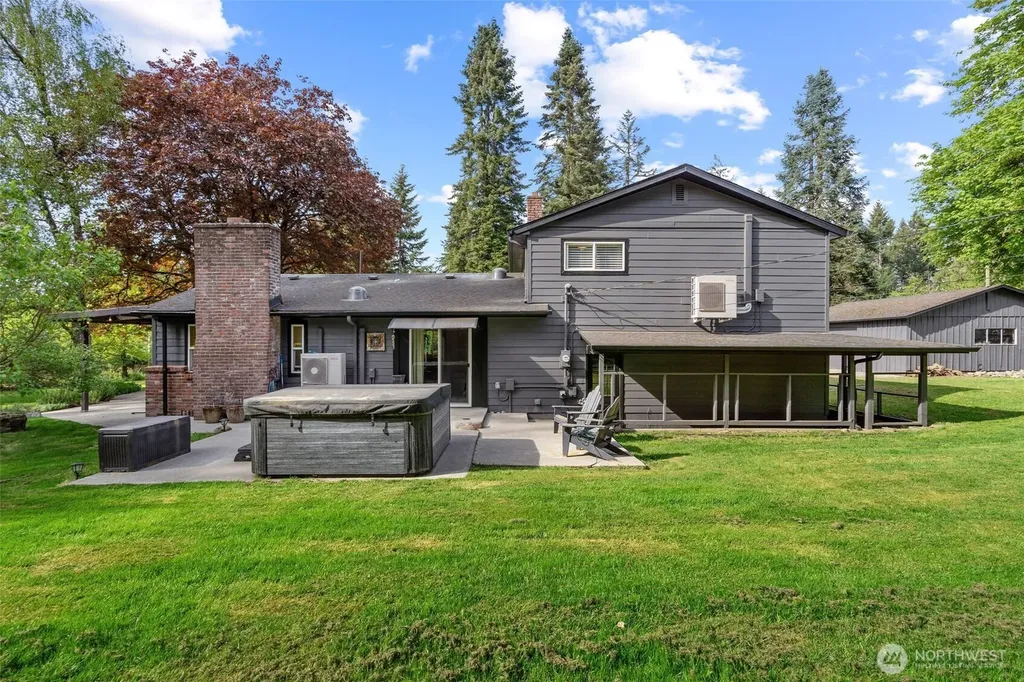 410 Studebaker Spur 2 Castle Rock WA 98611