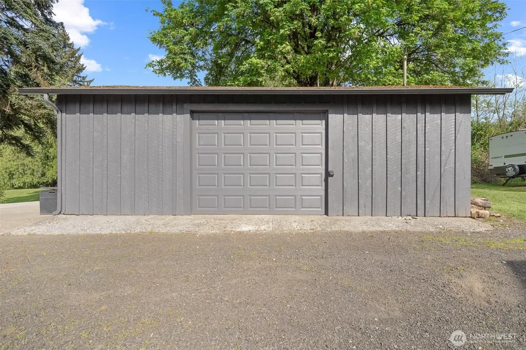 410 Studebaker Spur 2 Castle Rock WA 98611