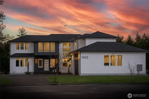 1602 142nd Street S Tacoma WA 98444