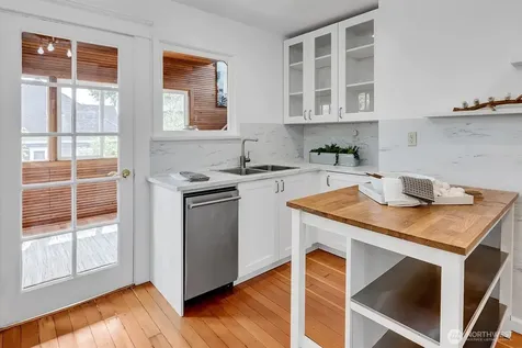3003 NW 65th Street Seattle WA 98117