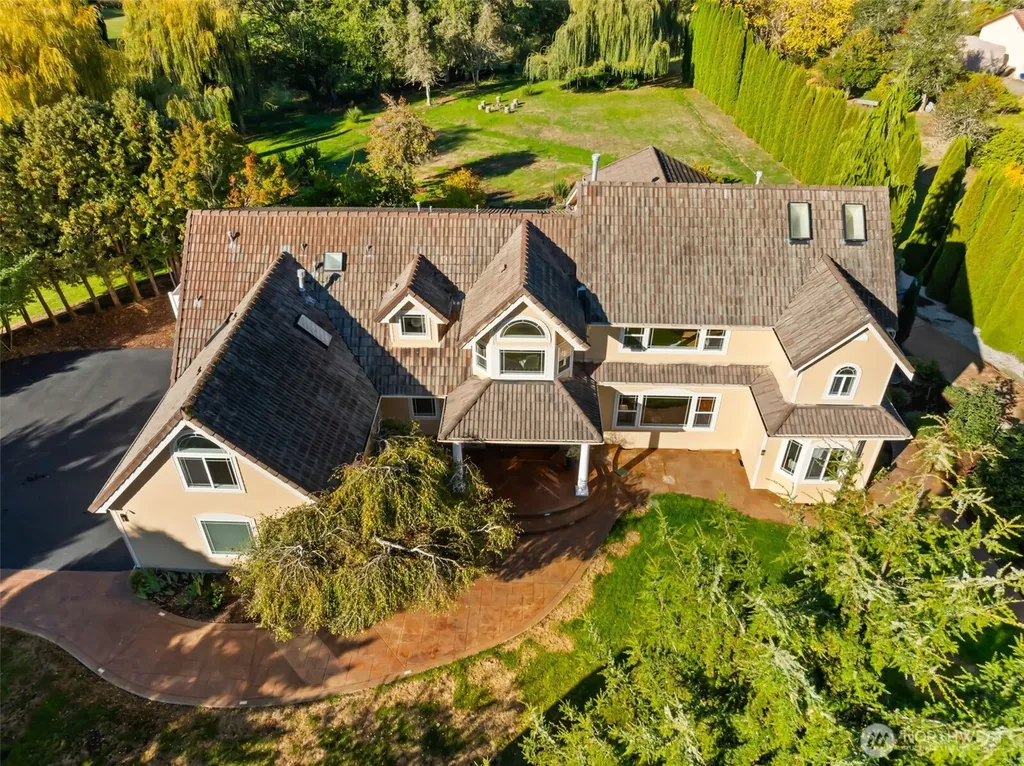 3725 Hollywood Drive NE Olympia WA 98516