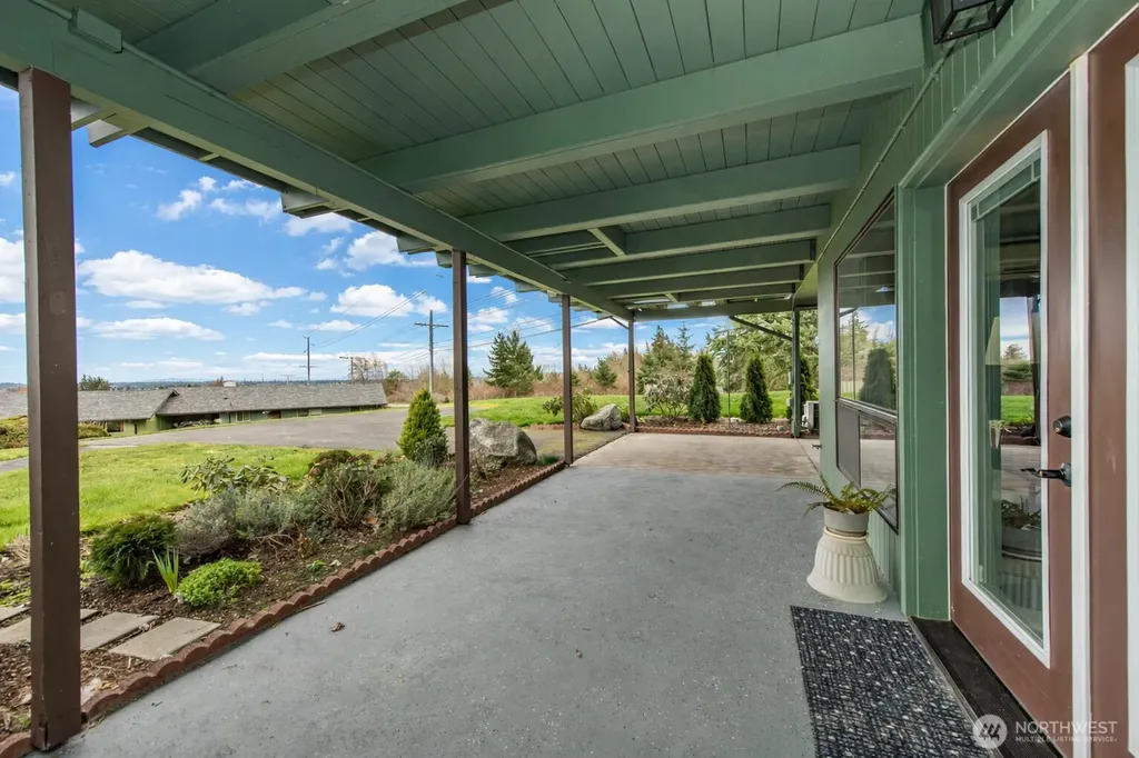 1301 S 3rd Avenue Sequim WA 98382
