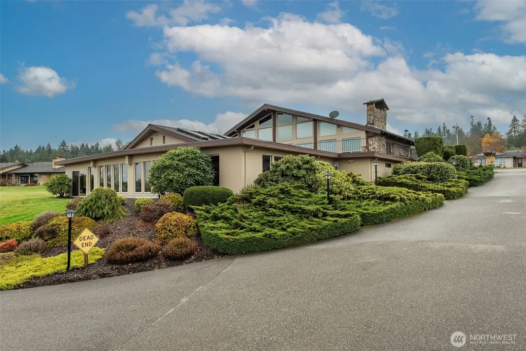 1301 S 3rd Avenue Sequim WA 98382