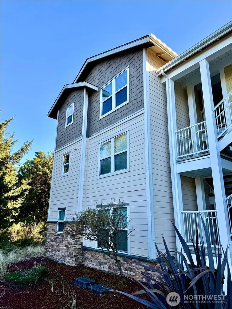 1600 W Ocean Avenue Westport WA 98595