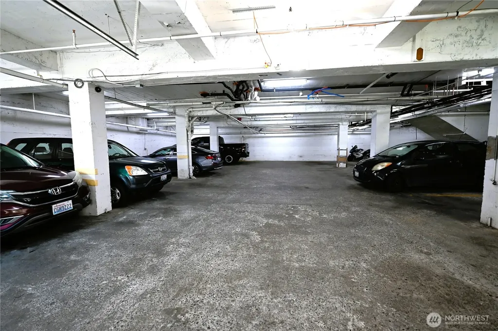 16 Valley Street Seattle WA 98109