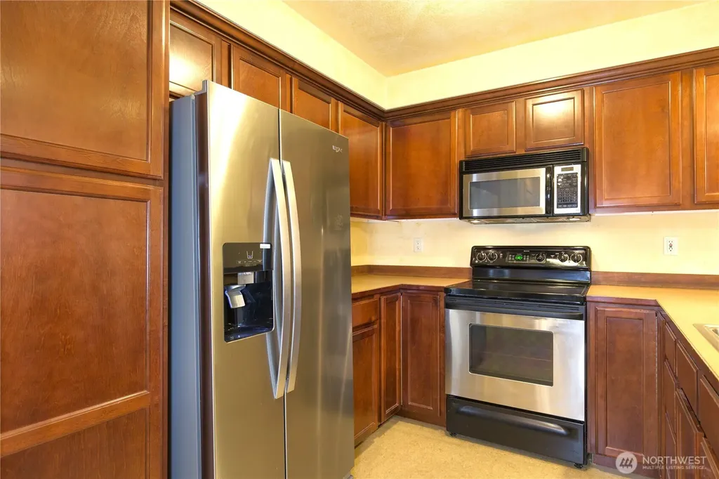 16 Valley Street Seattle WA 98109