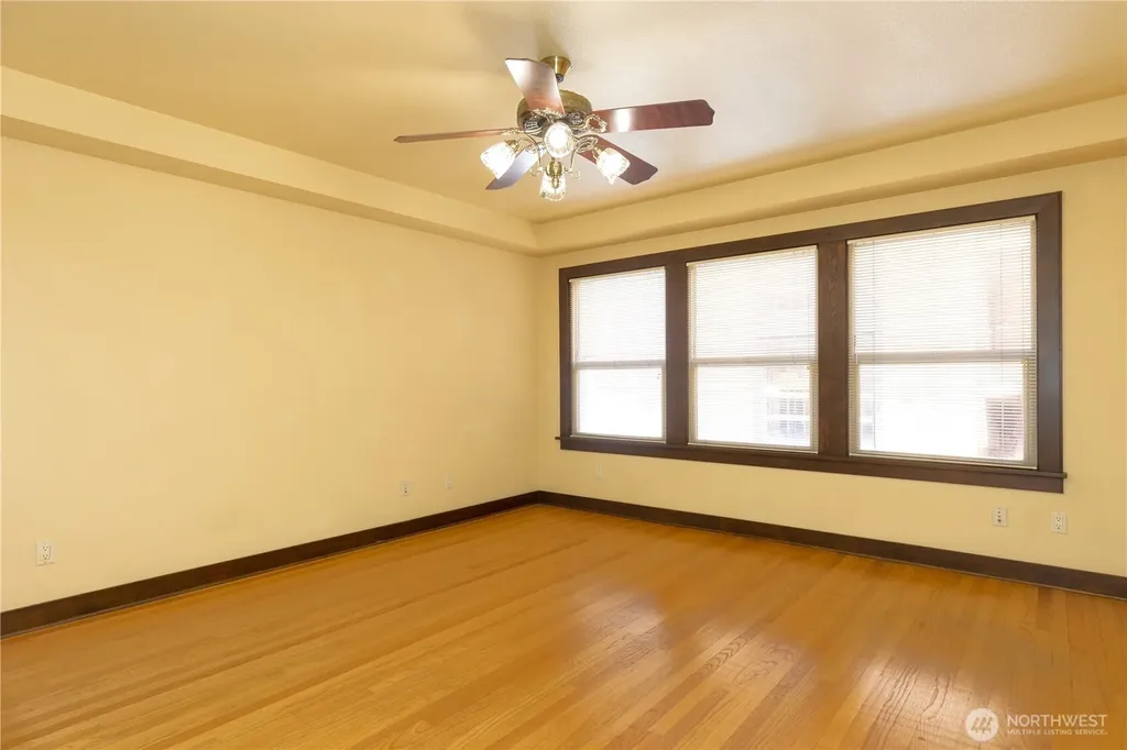 16 Valley Street Seattle WA 98109