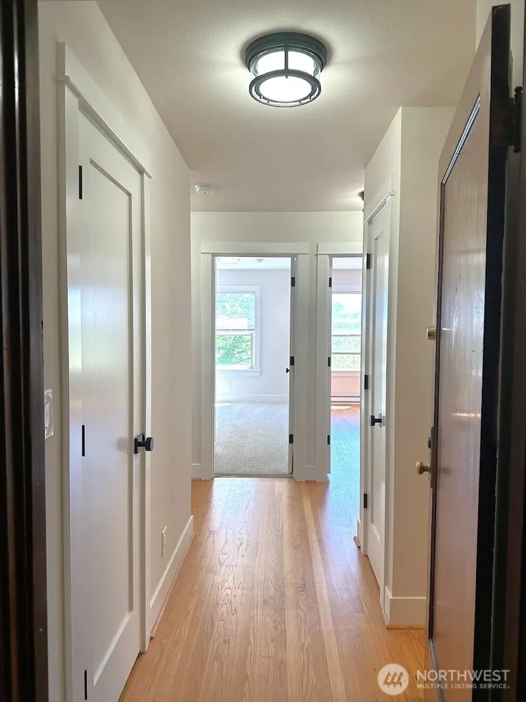 16 Valley Street Seattle WA 98109