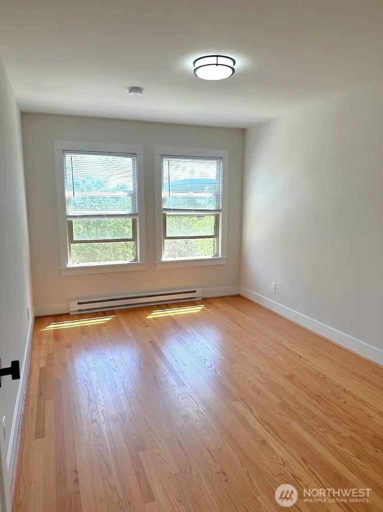 16 Valley Street Seattle WA 98109